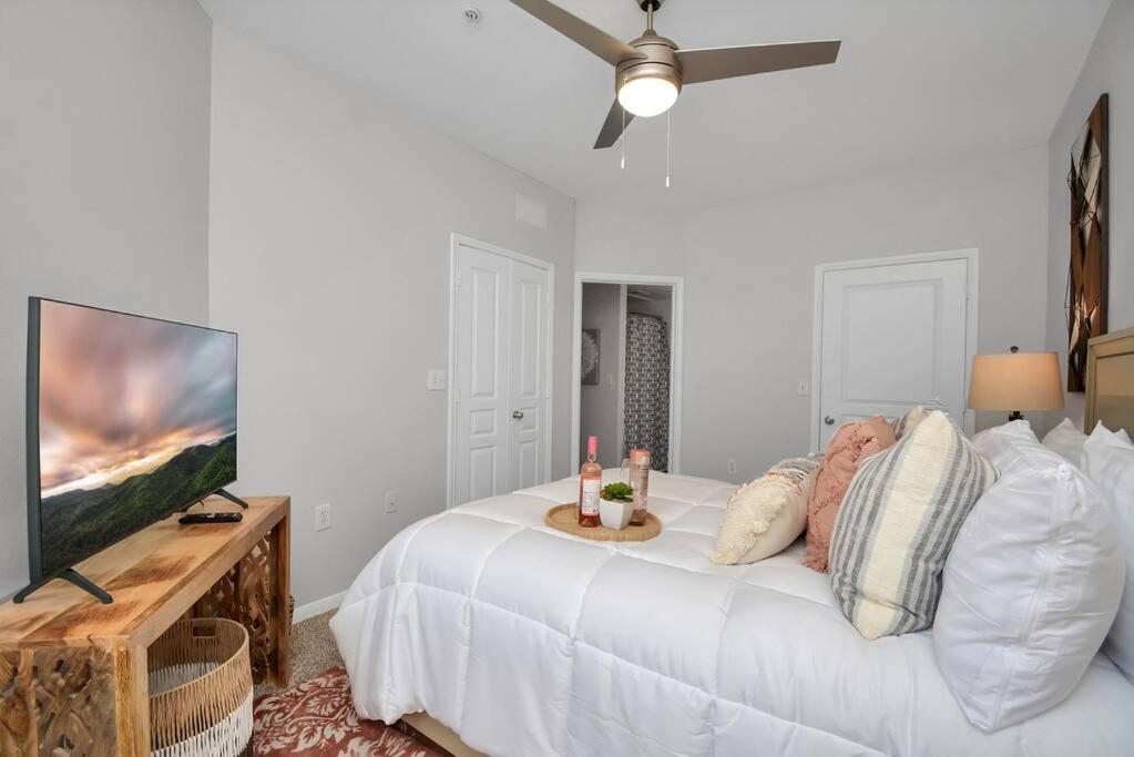 The Bohemian Escape Near Rice Village In Houston! المظهر الخارجي الصورة